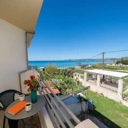 Aridas At The * 劳德哈塔