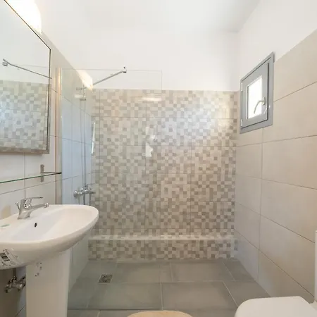 Aridas At The 公寓 *